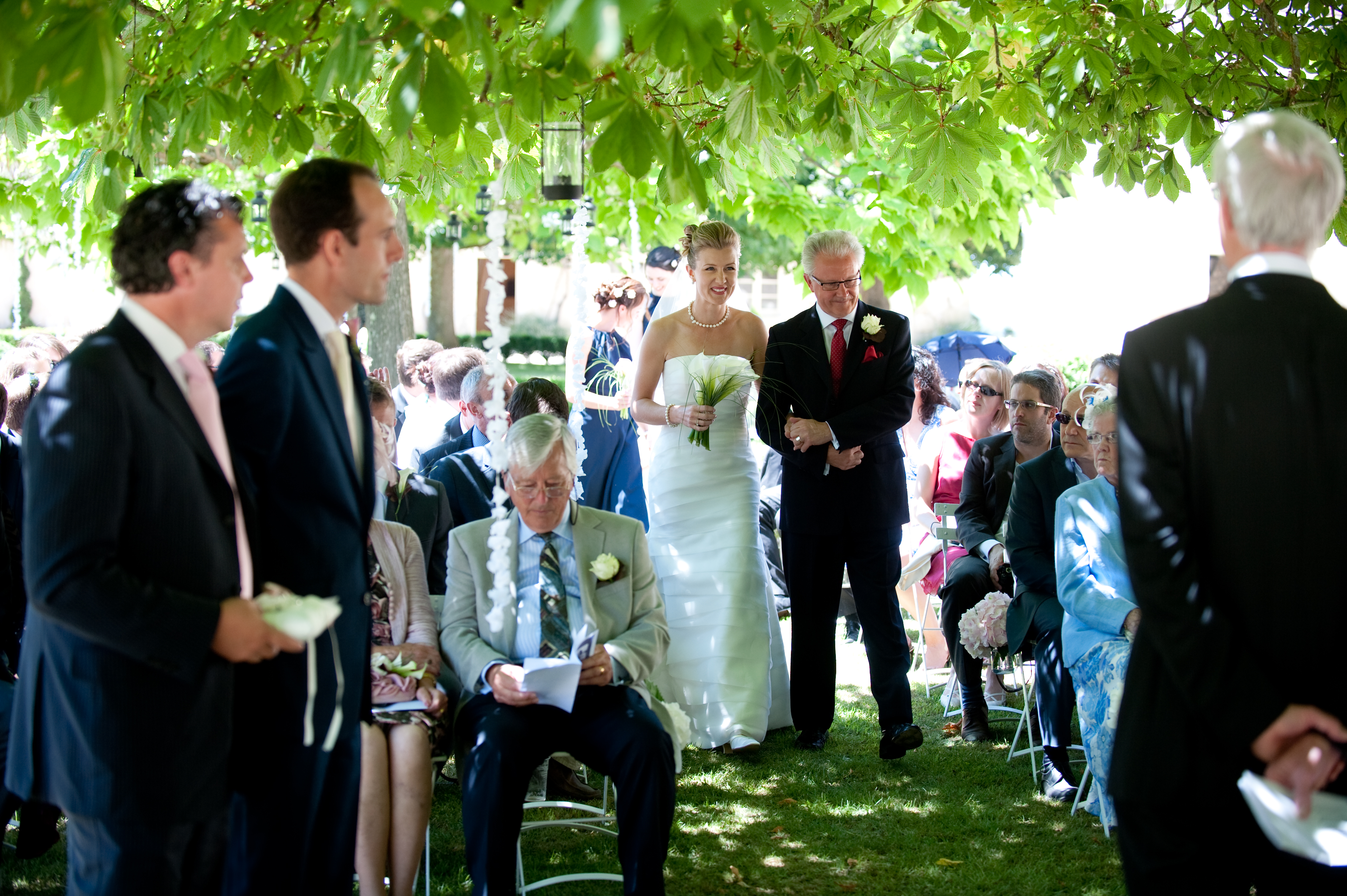 Chateau Soulac Wedding 2011 - A Chateau Court Yard Ceremony Under the Trees